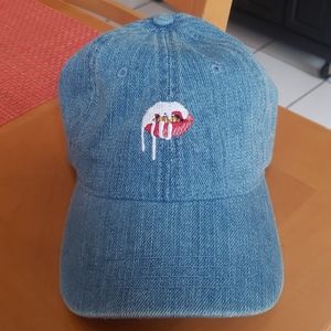 COPY - Kylie Jenner Lips Dad Hat